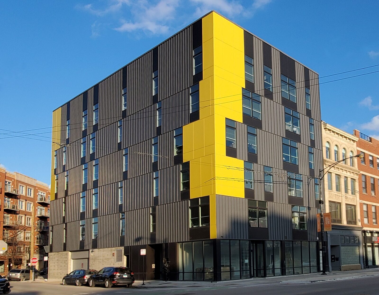 713 N Milwaukee — 25-unit mixed-use rental property in Chicago